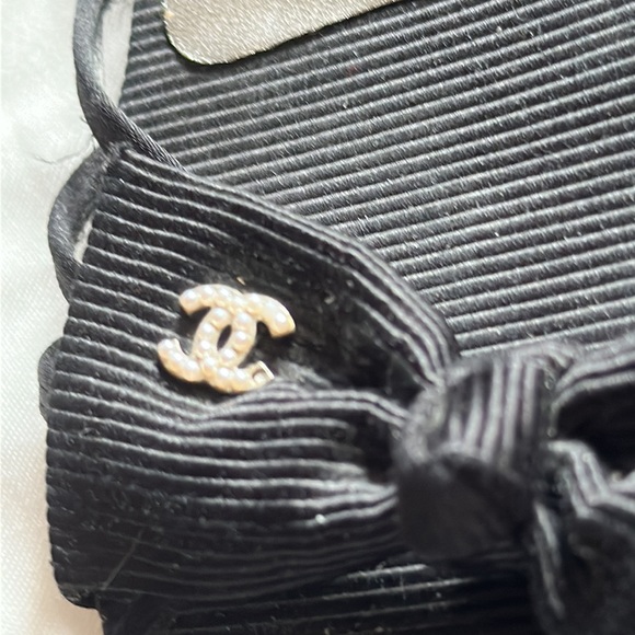 CHANEL Vintage Sandals - Picture 12 of 12